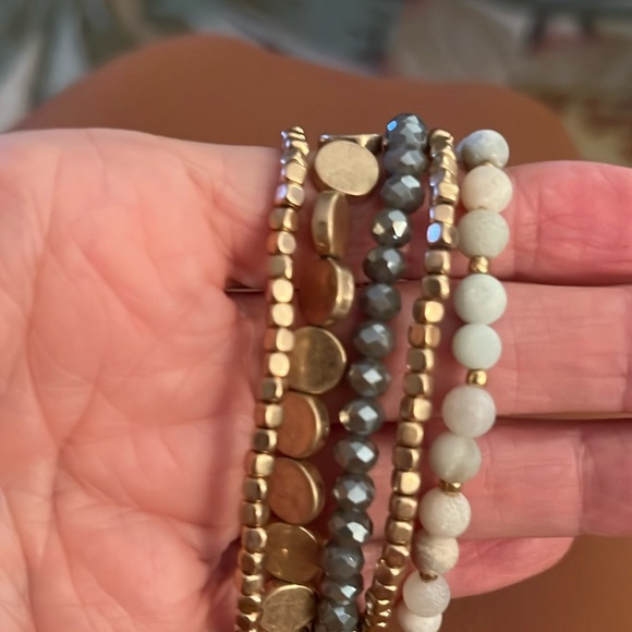 Multi Color Stretch Bracelet - Picture 1 of 4